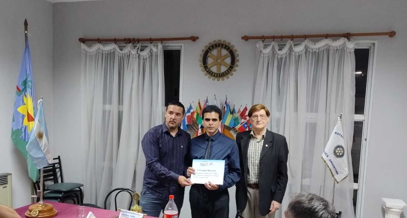 Reconocimiento a artista plástico quilmeño